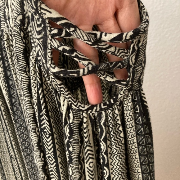 Spaghetti Strap Summer Dress XS By Ecote - Picture 3 of 7